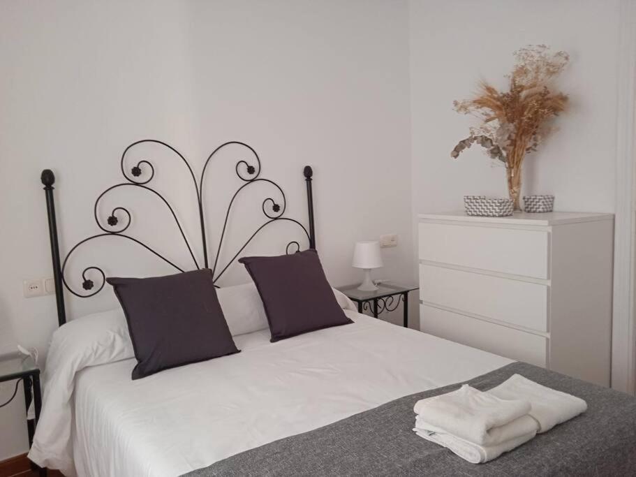 Appartement La Casa De La Cuevecita à Arcos de la Frontera Extérieur photo
